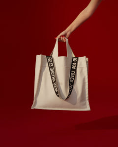 'LOVE' Tote Bag